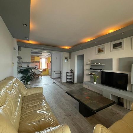 Lovely 3 Bedrooms Apartament أرادايا المظهر الخارجي الصورة