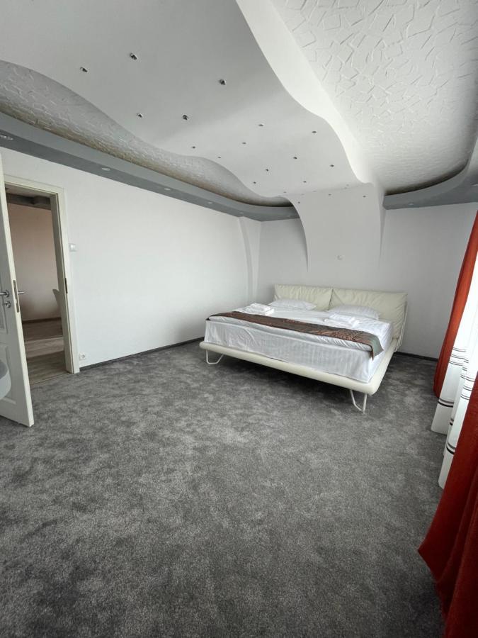 Lovely 3 Bedrooms Apartament أرادايا المظهر الخارجي الصورة